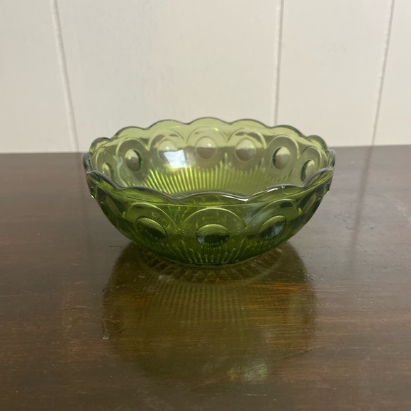 Bartlett Collins green avocado scalloped edge pressed glass bowl st Genevieve @ - Picture 6 of 6